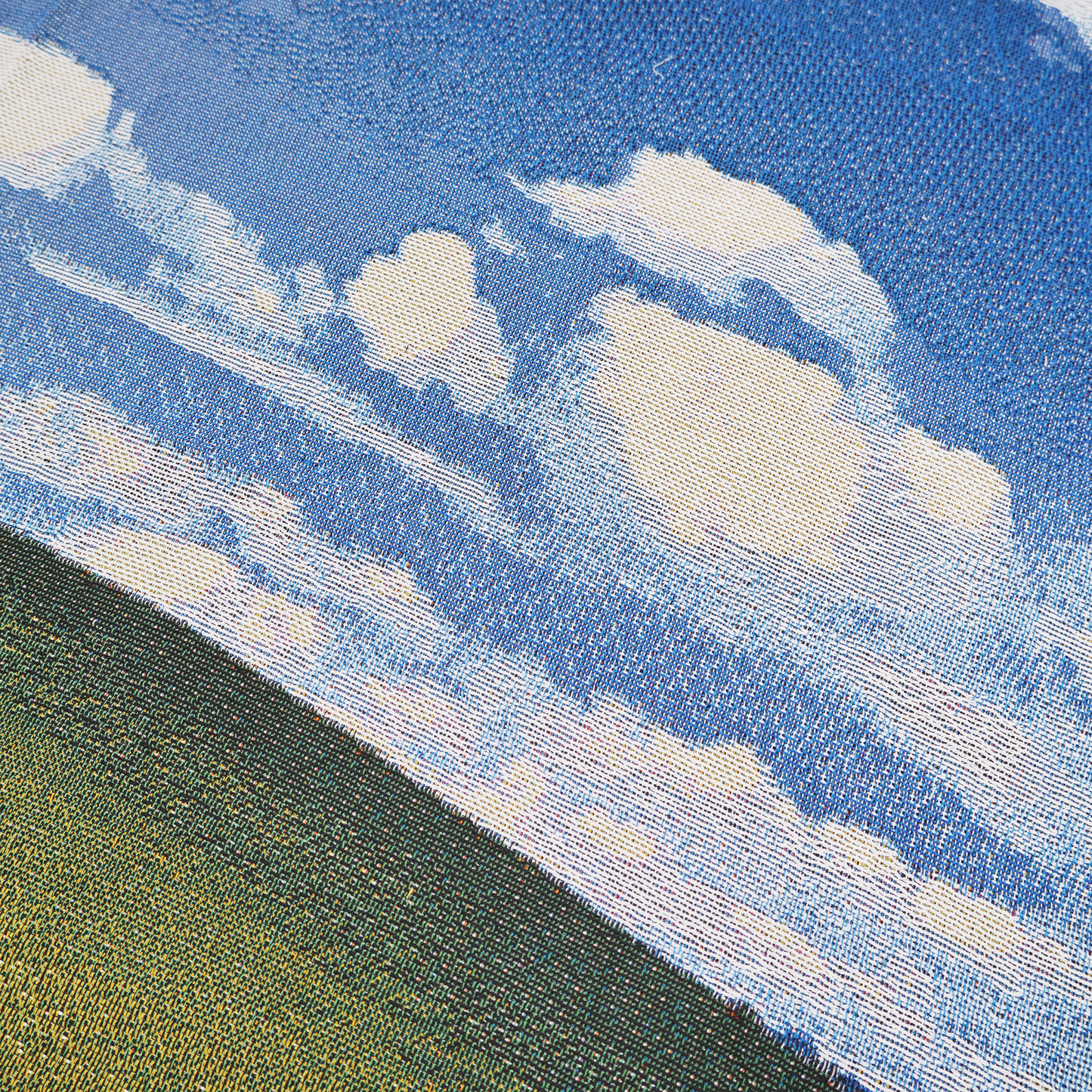 DESKTOP TAPESTRY